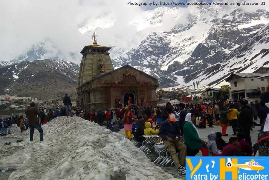 Yatra waiting for Kedarnath Darshan